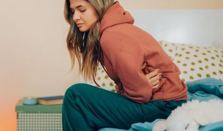 6 Reasons Why Your Stomach Hurts After Eating